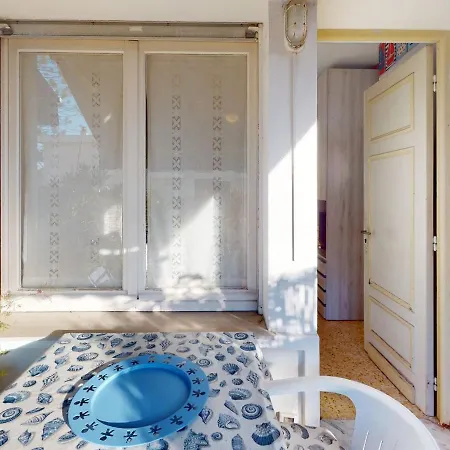 Apartment Avec Grande Terrasse Ensoleillee Pres Du Centre Et Des Plages - Fr-1-196-319 Menton